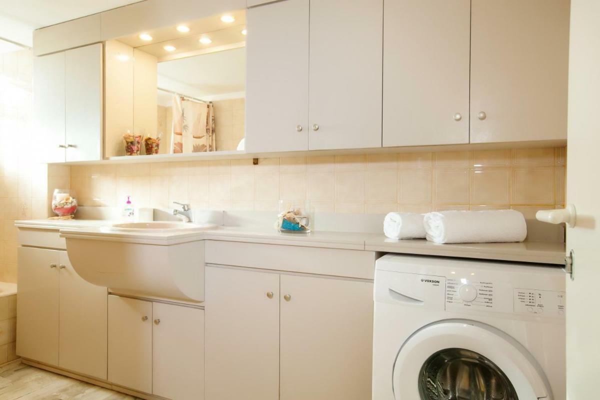 Filothei Apartments มิกรา มานดิเนีย ภายนอก รูปภาพ
