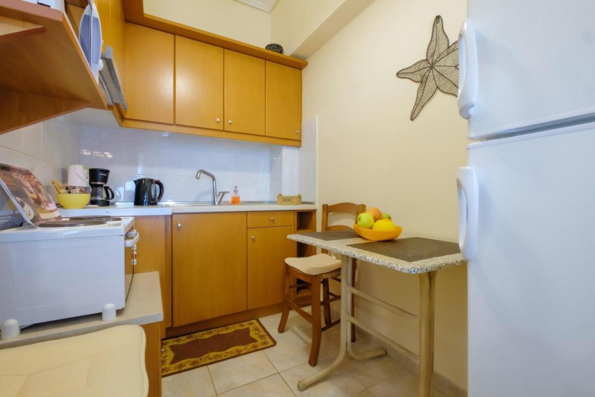 Filothei Apartments มิกรา มานดิเนีย ภายนอก รูปภาพ